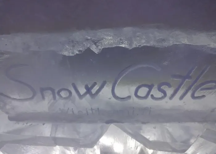 Backyard With Veranda By River In Keminmaa דירה קמי